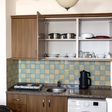 Apartmanhotel Saga *